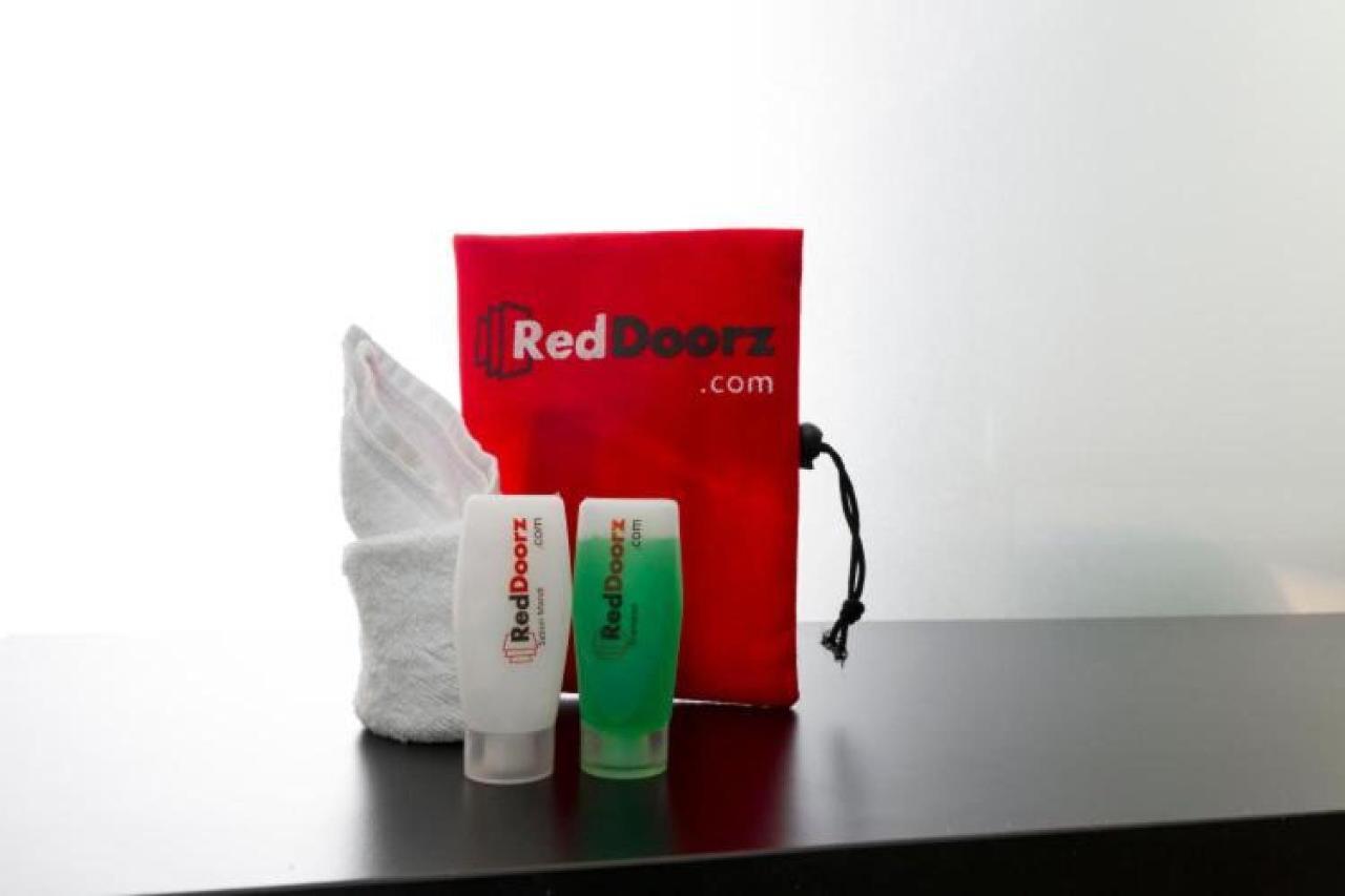 Reddoorz Plus Near Stie Ykpn Maguwo Ngoại thất bức ảnh
